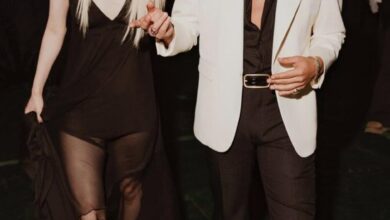 BLACKPINK’s Rosé and Bruno Mars Tease Upcoming Collaboration 13 Rosé with Bruno Mars